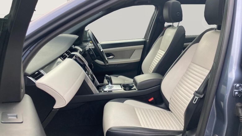 Land Rover Discovery Sport 1.5 P300e R-Dynamic HSE 5dr Auto [5 Seat] Station Wagon